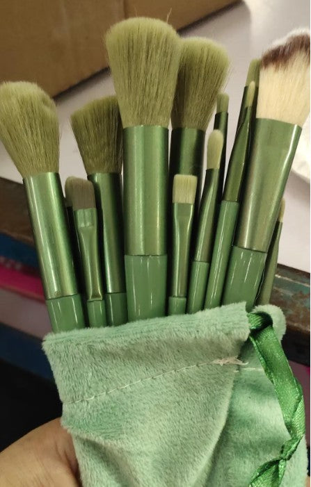 13-Piece Makeup Brush Set – Full Beauty Tools